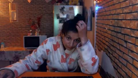 Snapshot of real_coupl3 chatting on 05.25.26 real_coupl3 online show from 05.25.26