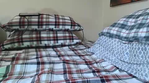 Snapshot of realityunplugged chatting on 02.15.26 realityunplugged online show from 02.15.26