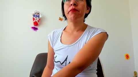 Rebbeca online show from 01.01.25