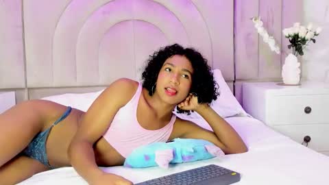 Rebeca online show from 12.18.25