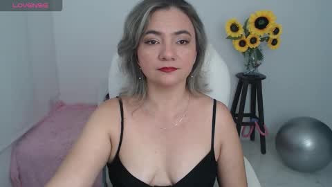 REBECA online show from 10.06.25