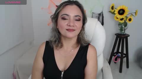 REBECA online show from 11.04.25