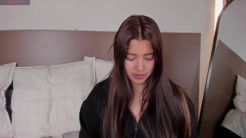 Rebeca Williams online show from 06.03.26
