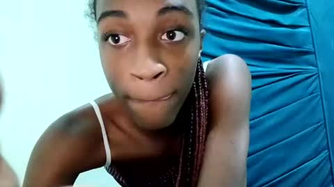 Tu mami Rebecca online show from 06.24.26
