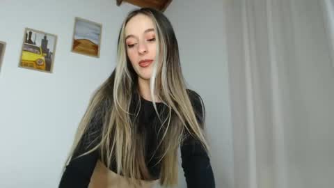 Snapshot of rebecca_johonsonn chatting on 02.14.25 Becca Johnsoon online show from 02.14.25