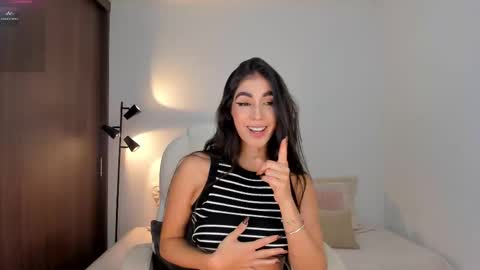 Rebecca online show from 11.09.25