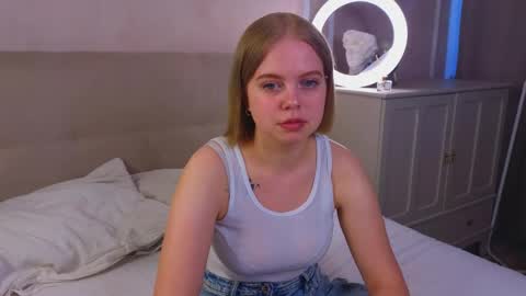 rebeccacruze online show from 06.07.26