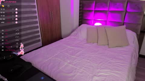 Snapshot of rebeccaferrati chatting on 02.10.26 BECK 5PM-11AM GT COLOMBIA online show from 02.10.26