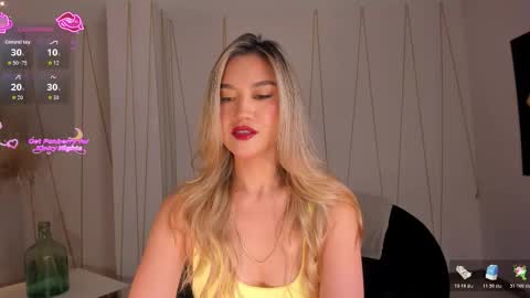 Snapshot of rebeccahudson_ chatting on 02.07.26 Rebe online show from 02.07.26