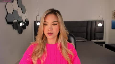 Snapshot of rebeccahudson_ chatting on 02.08.26 Rebe online show from 02.08.26