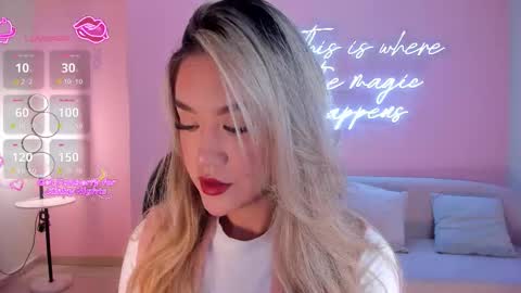 Snapshot of rebeccahudson_ chatting on 03.03.26 Rebe online show from 03.03.26