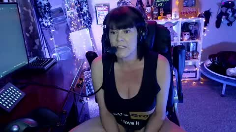 Snapshot of rebeccalovexxx chatting on 04.09.26 Rebecca Love online show from 04.09.26
