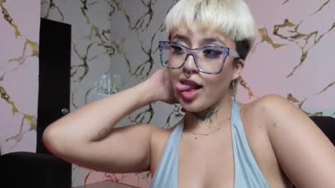 REBEKA online show from 04.05.26