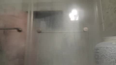 Snapshot of red24devils chatting on 01.12.25 red24devils online show from 01.12.25