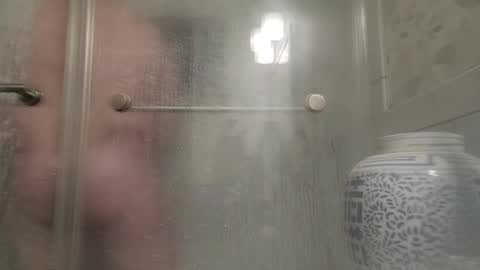 Snapshot of red24devils chatting on 01.22.25 red24devils online show from 01.22.25