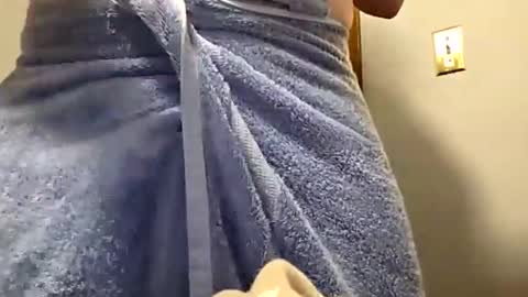 Snapshot of red24devils chatting on 09.24.25 red24devils online show from 09.24.25