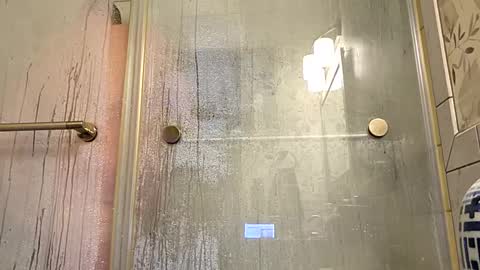 Snapshot of red24devils chatting on 09.29.25 red24devils online show from 09.29.25