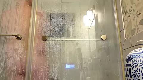 Snapshot of red24devils chatting on 10.05.25 red24devils online show from 10.05.25