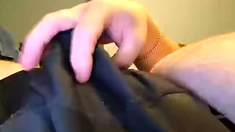 Snapshot of red24devils chatting on 10.14.25 red24devils online show from 10.14.25