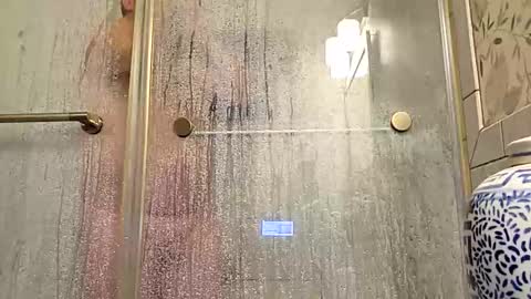 Snapshot of red24devils chatting on 10.27.25 red24devils online show from 10.27.25