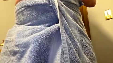 Snapshot of red24devils chatting on 10.31.25 red24devils online show from 10.31.25