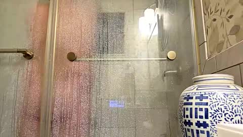 Snapshot of red24devils chatting on 01.12.26 red24devils online show from 01.12.26