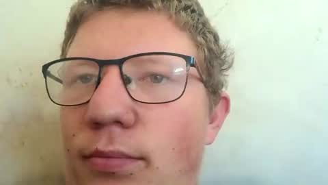 Snapshot of red454games454 chatting on 12.01.24 zsax horny online show from 12.01.24