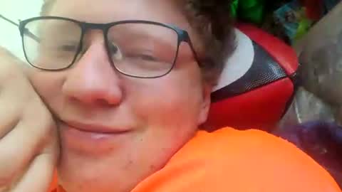 Snapshot of red454games454 chatting on 12.15.24 zsax horny online show from 12.15.24