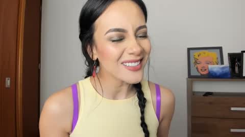 Snapshot of red_flower203 chatting on 01.14.25 red_flower203 online show from 01.14.25