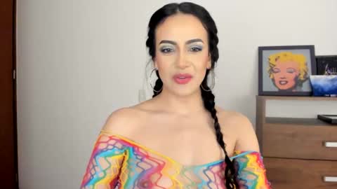 Snapshot of red_flower203 chatting on 09.23.25 red_flower203 online show from 09.23.25