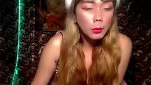 Snapshot of red_kitsune69 chatting on 10.04.25 red_kitsune69 online show from 10.04.25