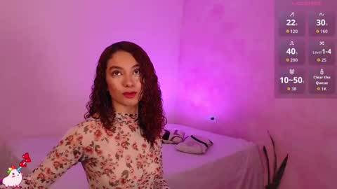 Snapshot of red_velvett0 chatting on 09.18.25 red_velvett0 online show from 09.18.25