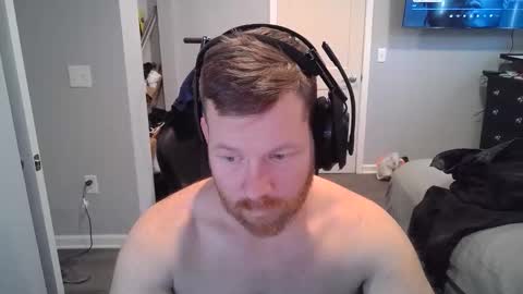 Snapshot of redbeardready4u chatting on 02.13.26 Redbeardready4u online show from 02.13.26