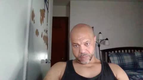Snapshot of redbone441 chatting on 04.09.26 Redbone online show from 04.09.26