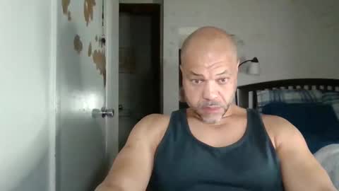 Snapshot of redbone441 chatting on 04.10.26 Redbone online show from 04.10.26