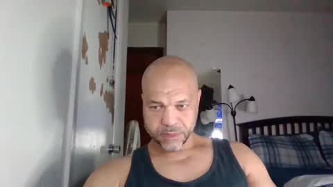 Snapshot of redbone441 chatting on 04.11.26 Redbone online show from 04.11.26
