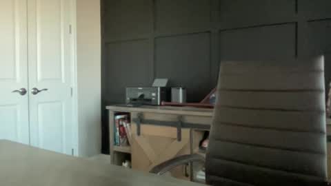 Snapshot of redbull1414 chatting on 11.18.25 RedBull online show from 11.18.25