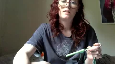 redcassie666 online show from 05.10.26