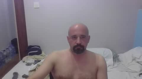 Snapshot of reddeck chatting on 09.26.25 Old but gold online show from 09.26.25