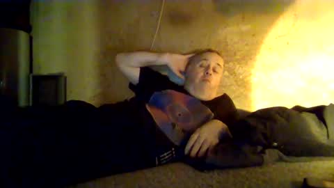 reddragon1195 online show from 02.18.25