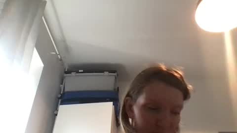 Snapshot of redfoxofficial chatting on 06.20.26 Redfox online show from 06.20.26