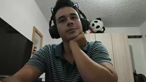 Snapshot of redsoul951869 chatting on 10.07.25 RedsoulReaver online show from 10.07.25