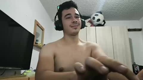 Snapshot of redsoul951869 chatting on 10.11.25 RedsoulReaver online show from 10.11.25