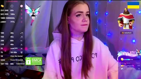 Snapshot of redvelveten chatting on 02.23.25 Ronnie online show from 02.23.25