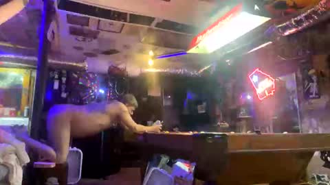 Snapshot of reeferleefer chatting on 11.03.25 Lee online show from 11.03.25