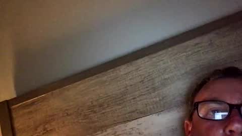 Snapshot of refresh16 chatting on 12.03.25 refresh16 online show from 12.03.25