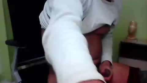 Snapshot of regerqyt chatting on 02.13.25 Philippe online show from 02.13.25