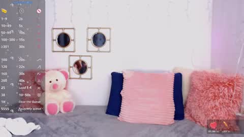 regina1819 online show from 12.23.24