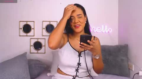 regina1819 online show from 03.04.25