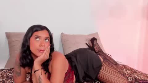 Snapshot of regina_noctixx chatting on 09.15.25 Regina online show from 09.15.25